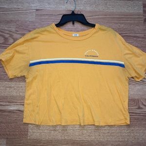 Cute garage cropped tee!!